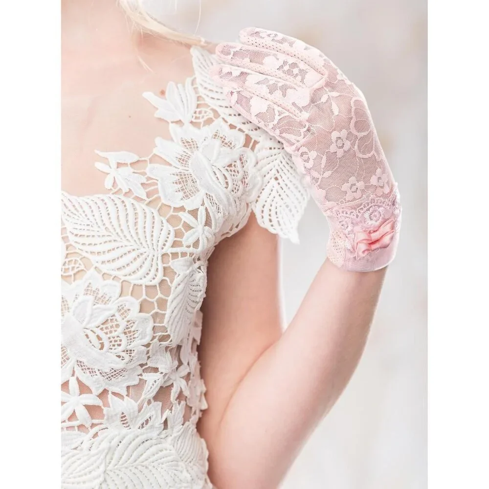 Women's Pink Short Floral Finger Less Nylon Halloween Cosplay Lace Gloves